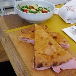 Akademia Italia Budapest - Étel/ital