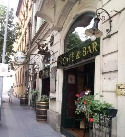 Noor Lounge & Restaurant