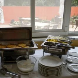 Alfa Art Hotel Budapest - Vendéglátás