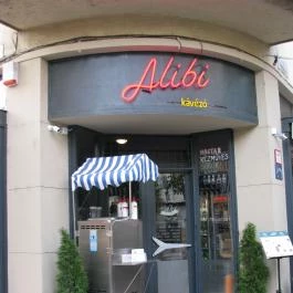 Alibi Kávézó Kecskemét - Külső kép