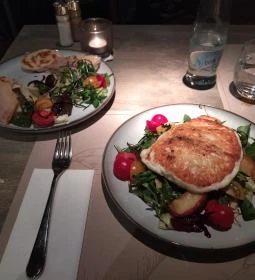 Alma & Körte Étterem