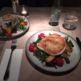 Alma & Körte Étterem Budapest - Étel/ital