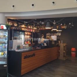AlzaCafé Budapest - Belső