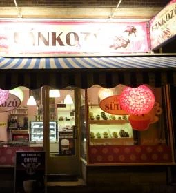 Amaréna Fánkozó-Sütiző