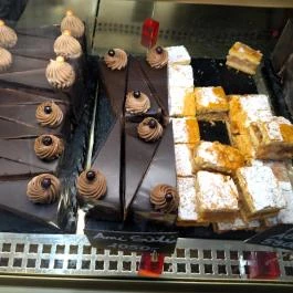 AMI Süti, Monor Monor - Étel/ital