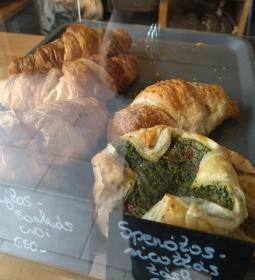 AmitmA Büfé-Kávézó-Söröző