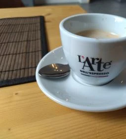 AmitmA Büfé-Kávézó-Söröző