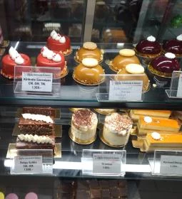 Anda Cukrászda & Kávézó 