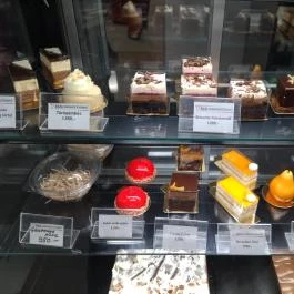 Anda Cukrászda & Kávézó Vác - Étel/ital