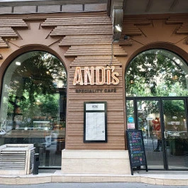 Andi's Café Budapest - Külső kép