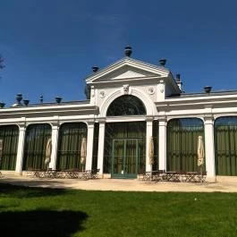 Angolkert, Tata - Egyéb