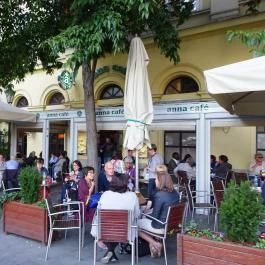 Anna Café - Fővám tér Budapest - Külső kép