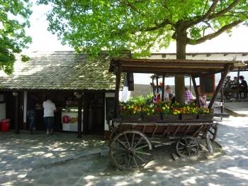 Antaludvar Hollókő