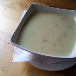 Anyu Leves & Szendvics Budapest - Étel/ital