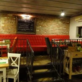 Anyukám Mondta Étterem, Encs - Belső