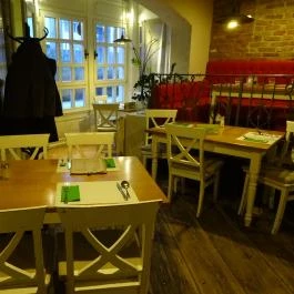 Anyukám Mondta Étterem, Encs - Belső