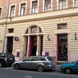 Apacuka Étterem Kávéház Varieté, Budapest - Külső kép