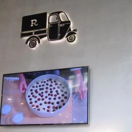 Ape Regina Budapest - Belső