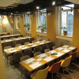 Ape Regina Budapest - Belső