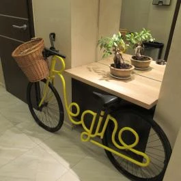 Ape Regina Budapest - Belső