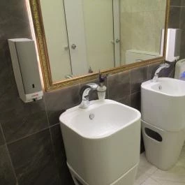 Ape Regina Budapest - Mosdó