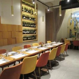 Ape Regina Budapest - Belső