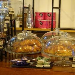 Apricot Coffee Budapest - Étel/ital