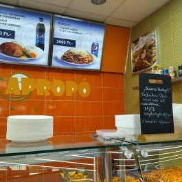 Apropó - WestEnd City Center Budapest - Belső