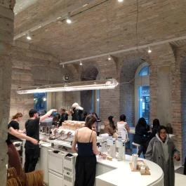 % Arabica - Király utca Budapest - Belső