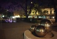 Arany gömb ivókút Makó