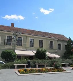 Arany Strucc Étterem