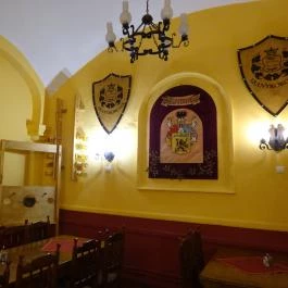 Aranykorona Történelmi Étterem & Látványpince Miskolc - Belső