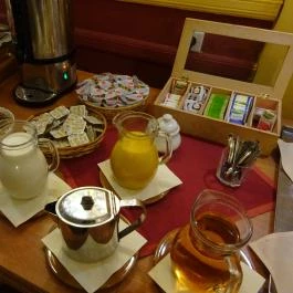 Aranykorona Történelmi Étterem & Látványpince Miskolc - Étel/ital