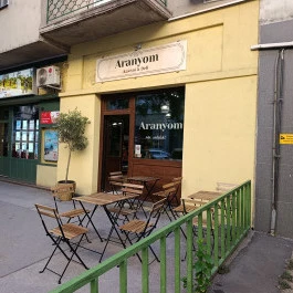 Aranyom Kávézó és Deli Budapest - Külső kép