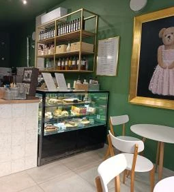 Aranyom Kávézó és Deli