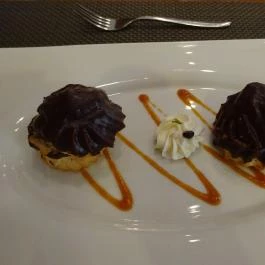 Araz Étterem Budapest - Étel/ital