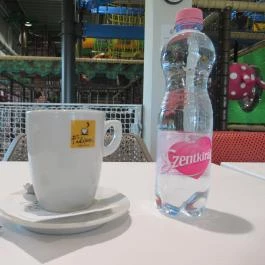 Aréna Bar, Alsópáhok - Egyéb