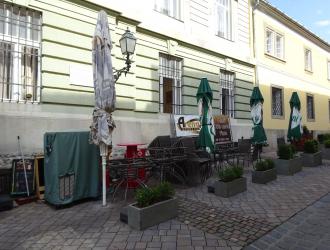 ArÃna Ãtterem és sport pub vác jártál már itt? olvass ... Konyha vác
