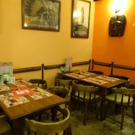 Arizona Pizzéria és Hamburgéria, Cegléd - Belső