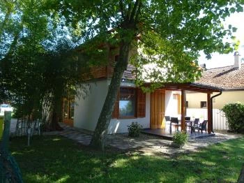 Árnyas Villa Balatonlelle