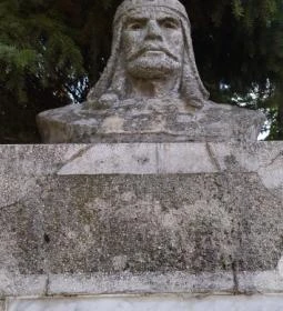 Árpád vezér szobra