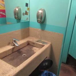 Arriba Taqueria - Széna tér, Budapest - Mosdó