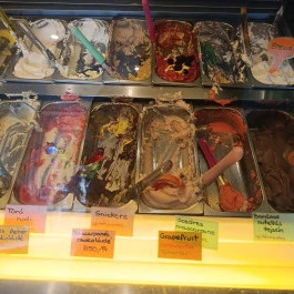 Artigiana Gelati Fagylaltozó Budapest - Étel/ital