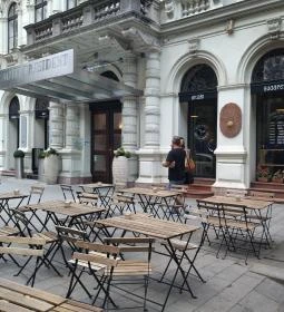 Artizán Bakery & Cafe