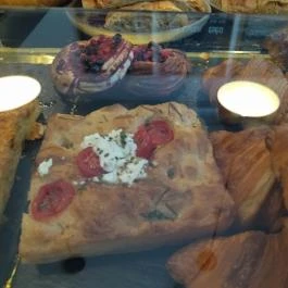 Artizán Bakery & Cafe Budapest - Étel/ital