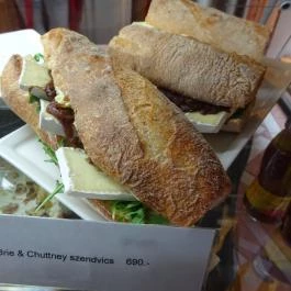 Artizán Bakery & Cafe Budapest - Étel/ital