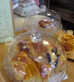 Artizán Bakery & Cafe