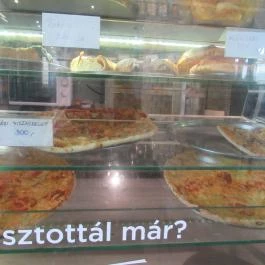 Artos Corner Büfé & Kávézó - Nyugati Pályaudvar, Budapest - Étel/ital