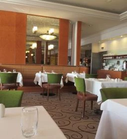 ARZ Libanoni Étterem