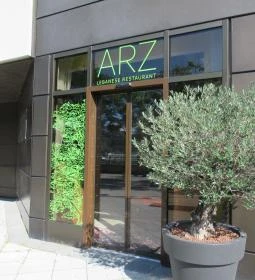 ARZ Libanoni Étterem